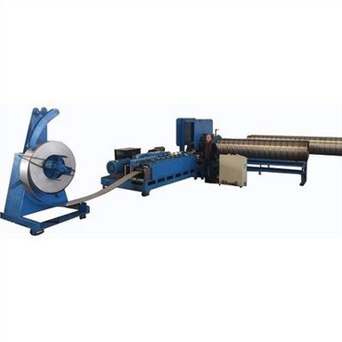 Machine de fabrication de ponceaux en spirale