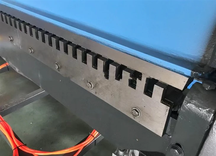 Pneumatic Sheet Press Brake TDF Folding Machine